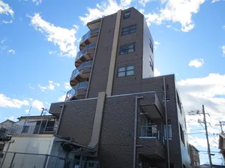 レユシ-ルの外観