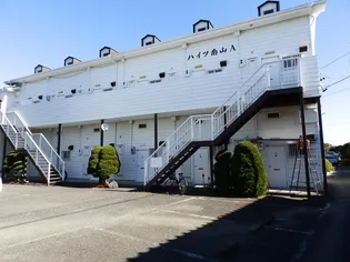 ハイツ南山A【1階】の外観