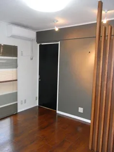 ベラ田園調布【1階】の居間