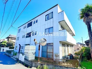 ハイツラセードの画像