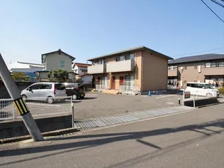 フラッツァ南梅本【1階】の外観