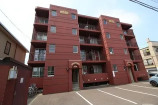 北海道札幌市豊平区平岸三条3【マンション】の外観