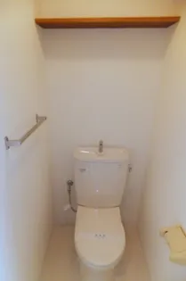 内海小柳マンション【2階】の内装