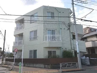 グリーンマンション【2階】の外観