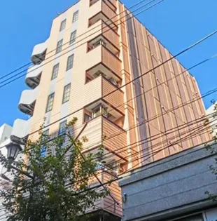 東京都荒川区東日暮里5【マンション】の外観