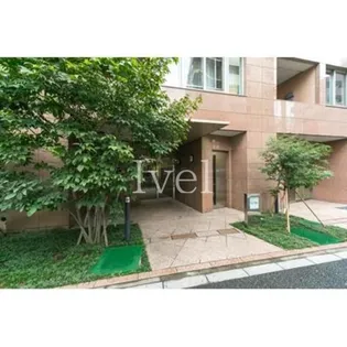 東京都千代田区西神田1【マンション】の外観