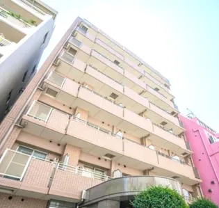 アクロス新宿の画像