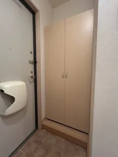 ブルーム米原 A棟【1階】の玄関