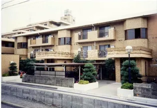 ペルリーノ武蔵関W【1階】の外観