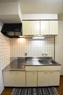 グローリアスガーデン【3階】のキッチン