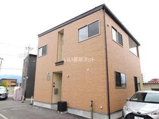 山梨県中巨摩郡昭和町清水新居【一戸建】の外観