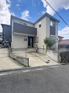 大阪府箕面市半町4【一戸建】の外観