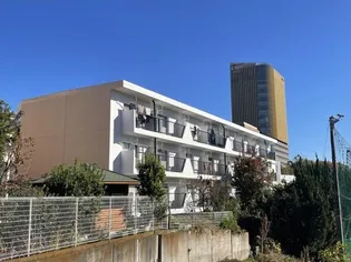 東京都八王子市大塚【マンション】の外観