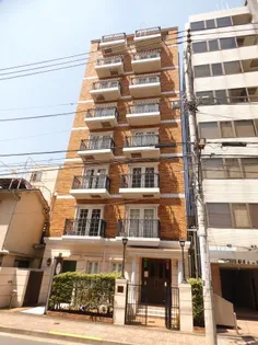 ブレアハウス【2階】の外観