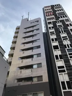 東京都新宿区若松町【マンション】の外観