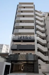 スワンズシティ難波ノーブル【8階】の外観