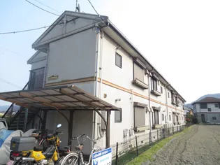 リュシオル石山【1階】の外観