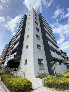 インテルノ・ヴィラージュ【3階】の外観