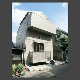 東京都新宿区西落合1【アパート】の外観