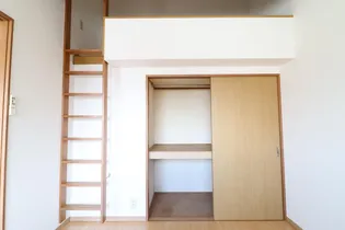 シャトレーイズミ【2階】の内装