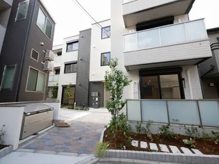 グラシューズ池袋【3階】の外観