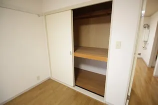 ライフタウン水原E棟【2階】の内装