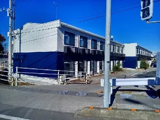 レオパレスグリーンヒルズ【2階】の外観