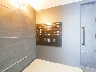 ラグジースペース南郷【2階】の地図