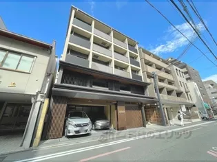 デュオヒルズ京都室町通鯉山町【1階】の外観