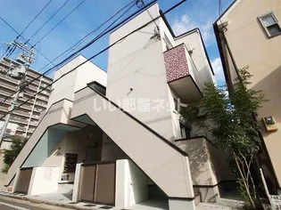 ドリームスクエア【1階】の外観