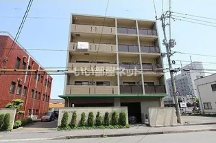 三記マンション杏【4階】の外観