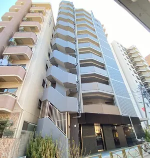 東京都世田谷区上馬1【マンション】の外観