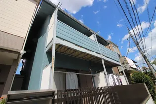 グランビア【2階】の外観