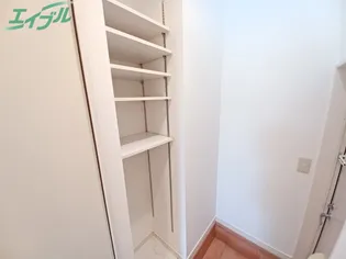 バスティード海山道【1階】の内装