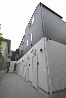 プレミアヒルズの外観