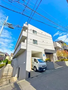 東京都世田谷区北沢5【マンション】の外観