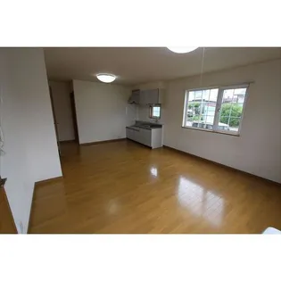 リバティパオ【1階】の居間