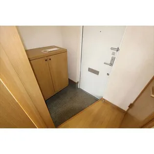 リバティパオ【1階】の玄関