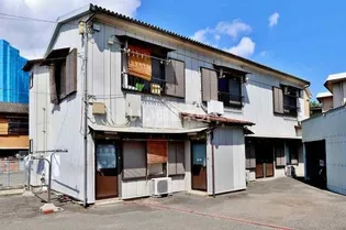 アップルハウス【2階】の外観