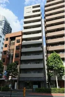 東京都新宿区舟町【マンション】の外観
