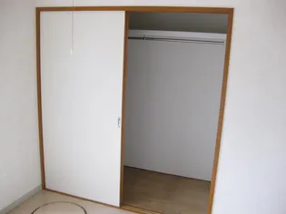 センチュリー21本館【2階】の内装