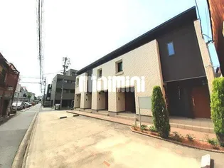 アイリス【1階】の外観