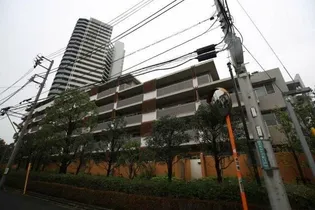 エルザ世田谷【1階】の外観