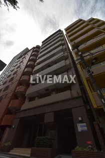 東京都新宿区新宿1【マンション】の外観