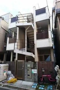 ラ・ルーチェ【2階】の外観