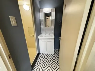 ピラミッドアネックスの内装