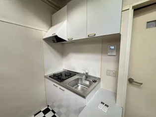 ピラミッドアネックスのキッチン