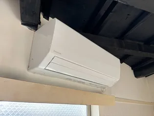 ピラミッドアネックスの内装