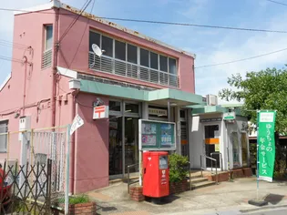 ピラミッドアネックスの周辺