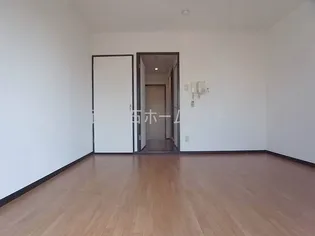 明光ハウス【2階】の居間